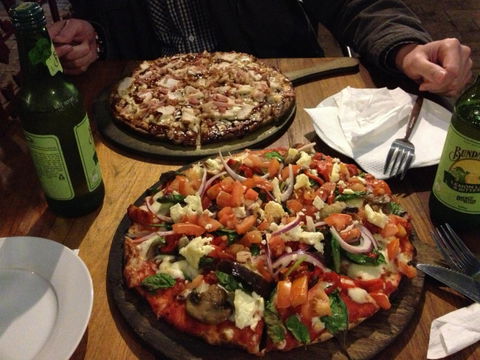 Morpeth Woodfire Pizza And Indian Delicacies - Hotels Melbourne 1
