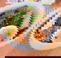 Golden Tree Cafe - Hotels Melbourne