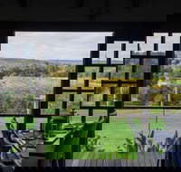 Black Swan Winery and Restaurant - Hotels Melbourne
