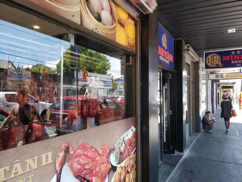Minh Tan 2 - Hotels Melbourne 0