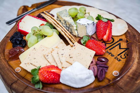 RJM's Wine Bar - Hotels Melbourne 2