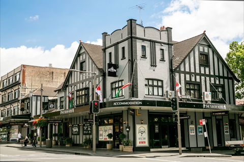 The Tudor Hotel - Hotels Melbourne 0