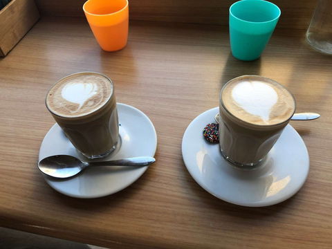Skinny Legs Cafe & Deli - Hotels Melbourne 0