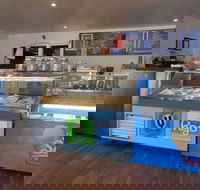 Baywatch Cafe - Hotels Melbourne
