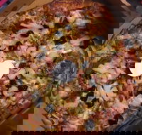 Victoria's Pizza  Beyond - Hotels Melbourne