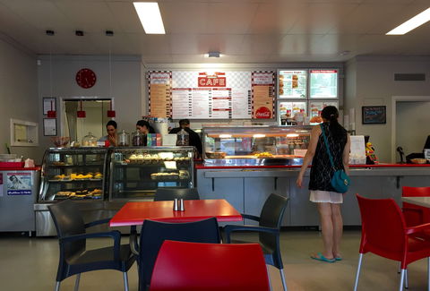 Eighty/Twenty Food - Hotels Melbourne 0