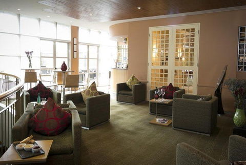 M Bar And Terrace - Mercure Sydney Parramatta - Hotels Melbourne 0