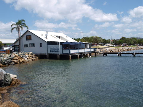 The Boatshed: Batemans Bay - Hotels Melbourne 0