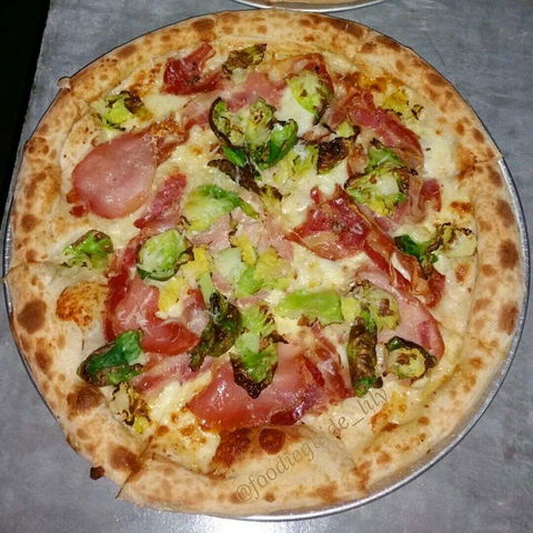 Rossonero Pizza - Hotels Melbourne 0