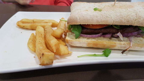 The Coffee Club - Warwick - Hotels Melbourne 0