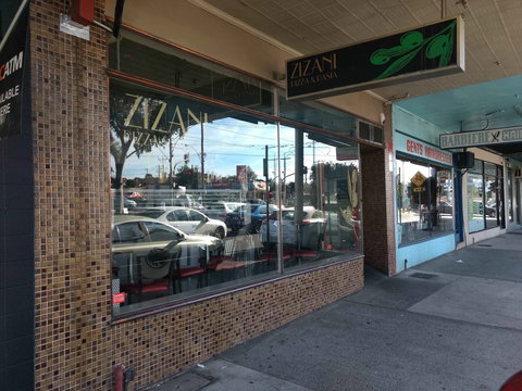 Zizani Pizza & Pasta - Hotels Melbourne 0