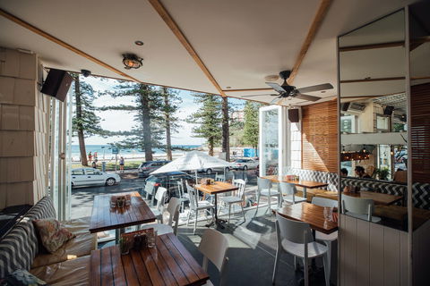 Manly Wine - The Sebel Manly Beach - Hotels Melbourne 0