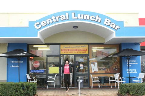 Central Lunch Bar - Hotels Melbourne 0