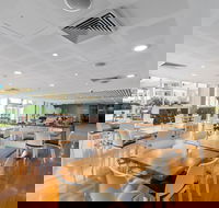 Q Cafe - Hotels Melbourne