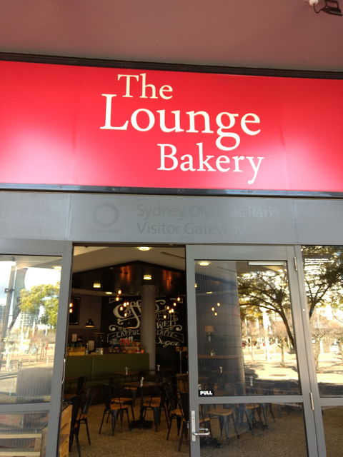 The Lounge Bakery - Hotels Melbourne 0