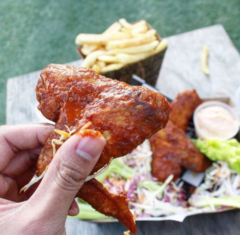 Wingster's Grilled Chicken - Hotels Melbourne 0