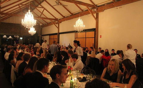 Berry's Bay Brasserie - Hotels Melbourne 11