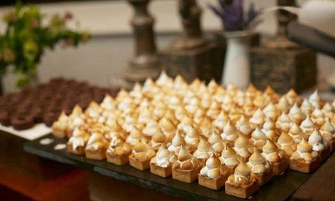Mrs Jones The Baker - Hotels Melbourne 3