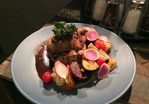 Vines Restaurant At Hollydene Estate - Hotels Melbourne 10