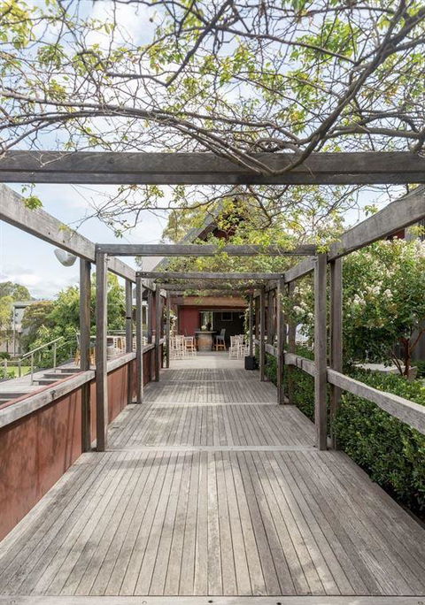 Vines Restaurant At Hollydene Estate - Hotels Melbourne 12