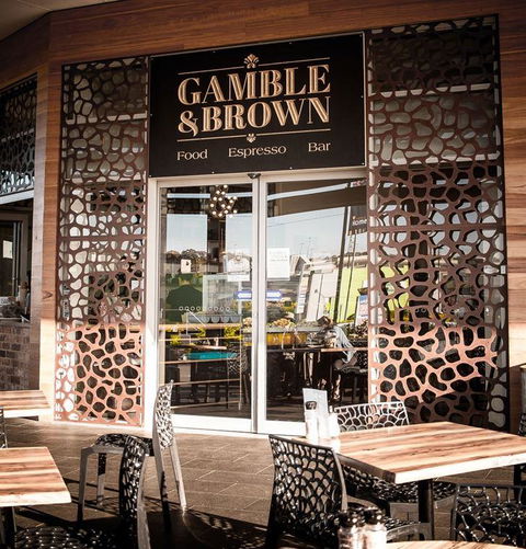 Gamble & Brown - Hotels Melbourne 8