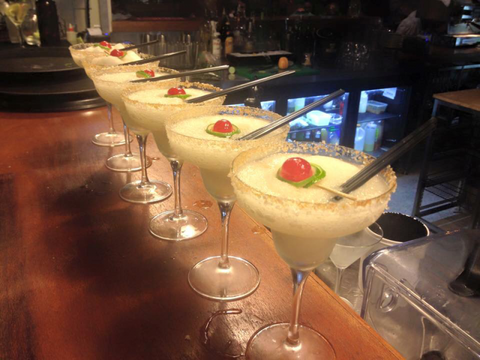 NOA Tapas & Wine Bar - Hotels Melbourne 3