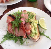 La Pizza Trattoria - Hotels Melbourne