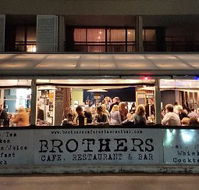 Brothers Cafe Restaurant  Bar - Hotels Melbourne