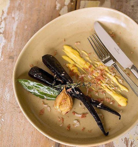 The Long Apron - Hotels Melbourne 10