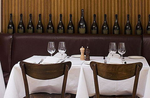 Mr. Tod Cafe - Hotels Melbourne 5