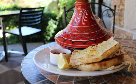 Meze Me Grove - Hotels Melbourne 3
