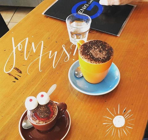 The Empire Cafe - Hotels Melbourne 10