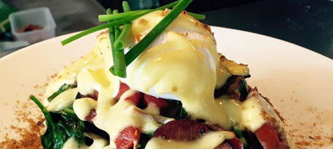 The Empire Cafe - Hotels Melbourne 3