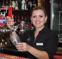 Advancetown Hotel - Hotels Melbourne