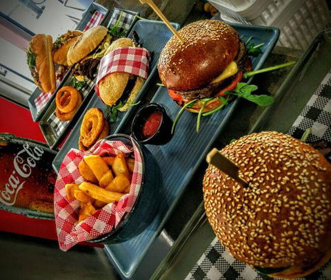 Luxx Bar And Pizzaria - Hotels Melbourne 0