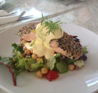 Sea Salt and Vine - Hotels Melbourne