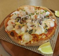 Sabatino Woodfired Pizzeria - Hotels Melbourne