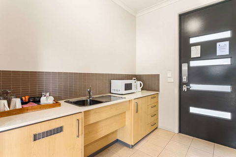 Quality Suites Point Cook Seasons 5 - Hotels Melbourne 8