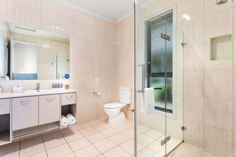 Quality Suites Point Cook Seasons 5 - Hotels Melbourne 9
