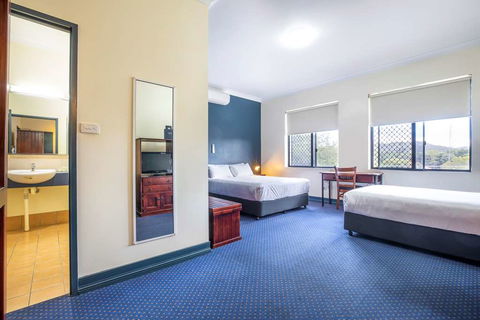 Atherton Hotel - Hotels Melbourne 4