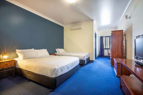 Atherton Hotel - Hotels Melbourne 8