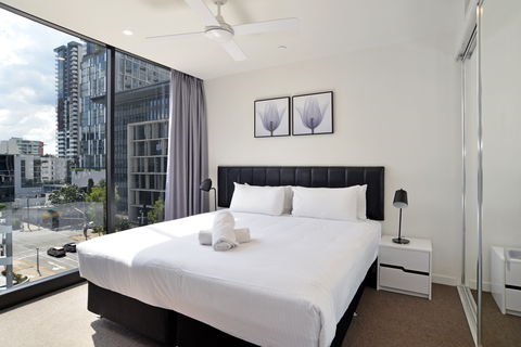 Arise Atlas - Hotels Melbourne 11