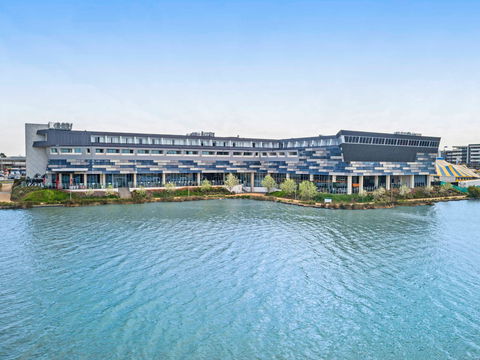 Mercure Melbourne Caroline Springs - Hotels Melbourne 0