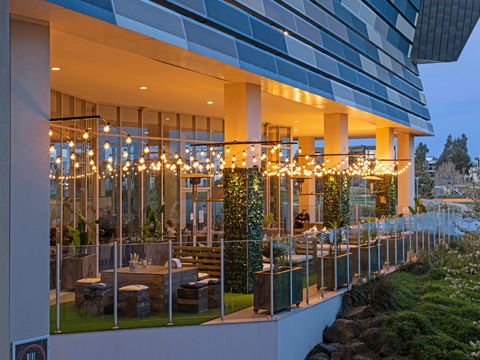Mercure Melbourne Caroline Springs - Hotels Melbourne 13
