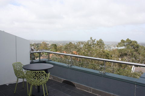 Hotel Urban St Leonards - Hotels Melbourne 2