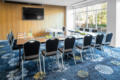Hotel Urban St Leonards - Hotels Melbourne 8
