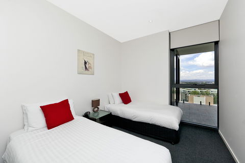 Astra Canberra Manhattan - Hotels Melbourne 9