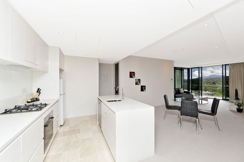Astra Canberra Manhattan - Hotels Melbourne 10