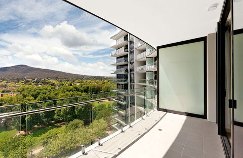 Astra Canberra Manhattan - Hotels Melbourne 11