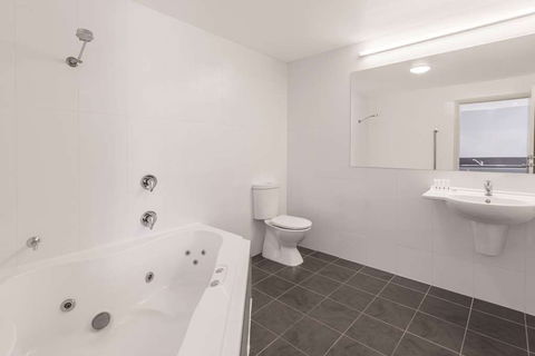 Travelodge Hobart Airport - Hotels Melbourne 9